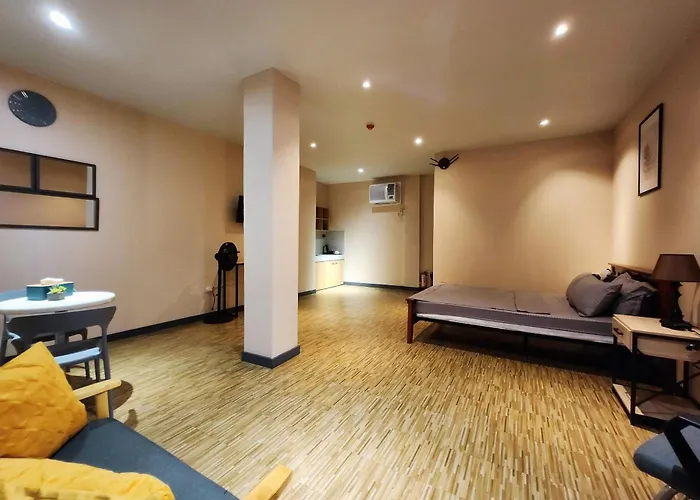 Hotel Freddo Apartelle 3*