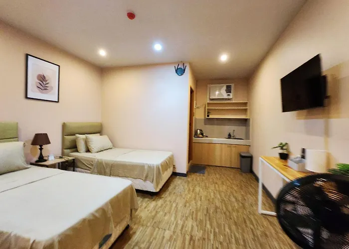 Freddo Apartelle Hotel 3*