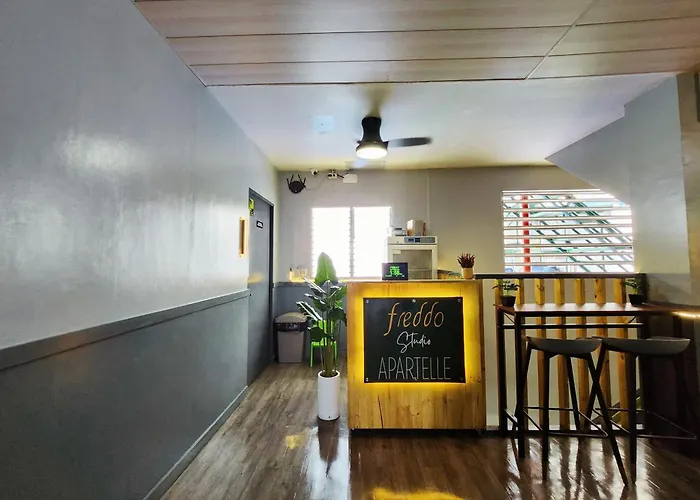 Freddo Apartelle Hotel 3*