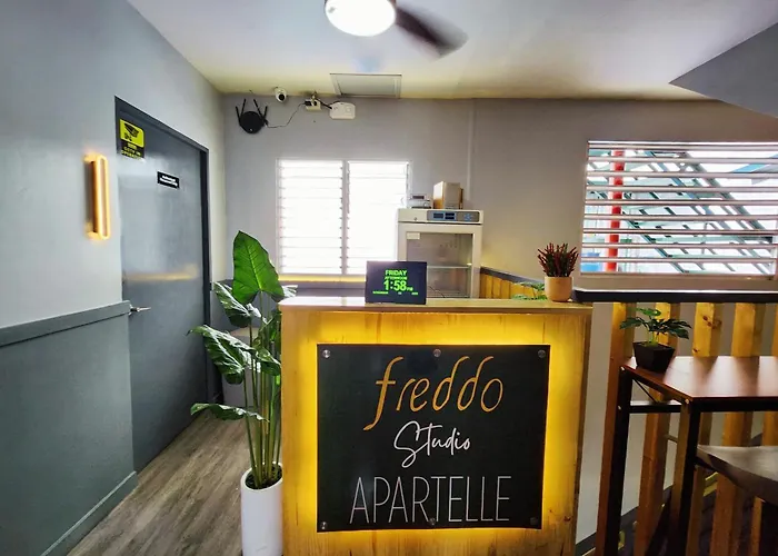 Freddo Apartelle Hotel 3*